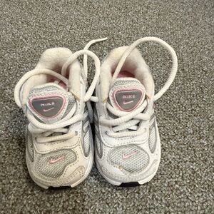 Nike Kids White and Pink Sneakers